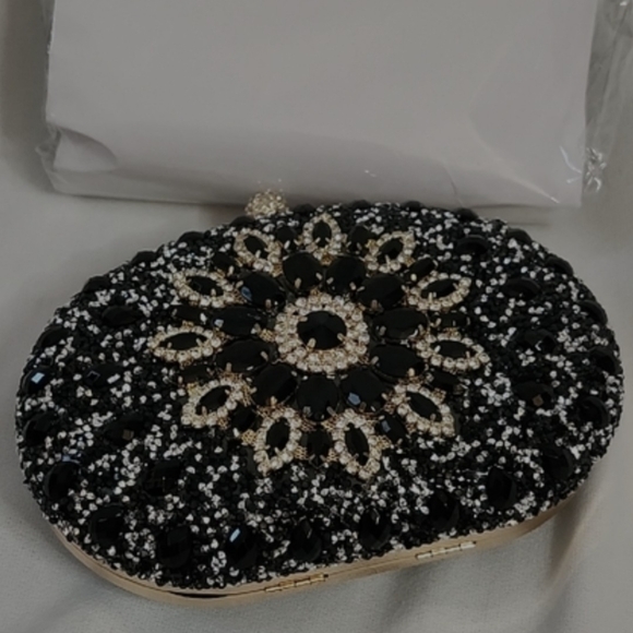 Elegant Pink, Gold, Blue, Green, or, Black or RED and Gold Embellished Clutch - Picture 3 of 6